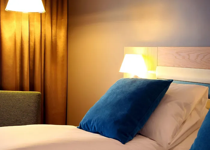 布伦讷于松吞酒店 3* 布伦讷于松