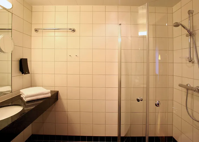 布伦讷于松吞酒店 酒店 3*