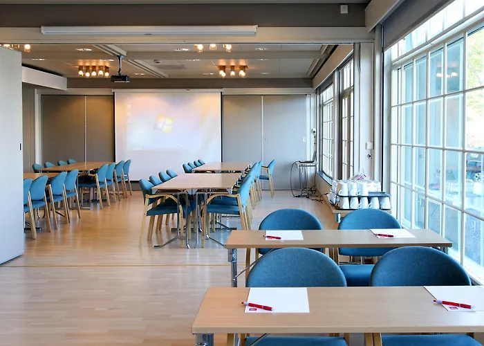 布伦讷于松吞酒店