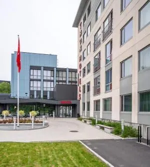 布伦讷于松吞酒店 3*