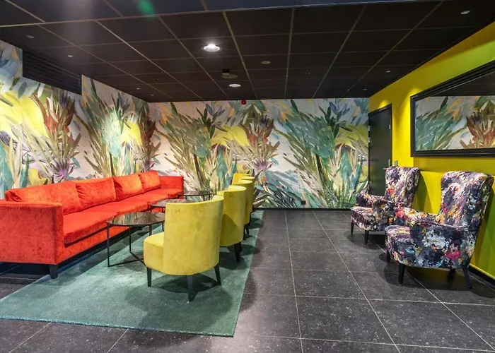 布伦讷于松吞酒店 3*