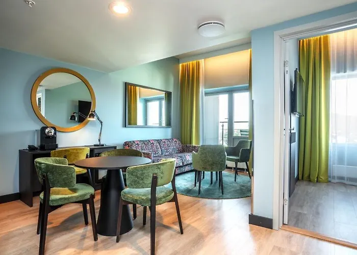 酒店 布伦讷于松吞酒店 3*